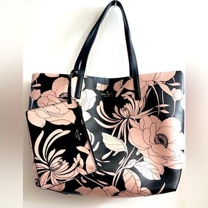 Kate Spade New York Reversible Gardenia Tote Bag & Wristlet! 18” x 13” Approx…
